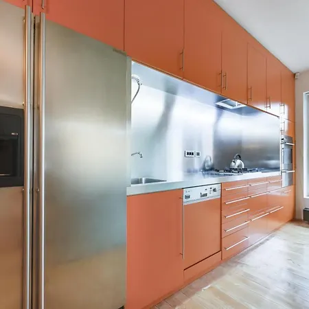 Luxurious With Sauna Apartment *